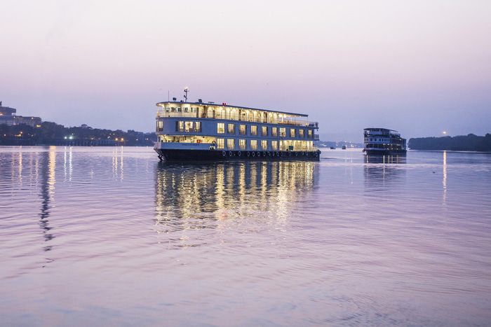 Shore excursions and activities on RV Ganges Voyager